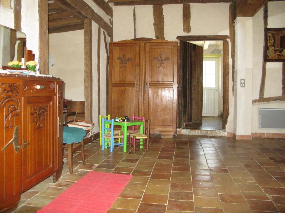 Maison Spacieuse Et Independante Avec Jardin Et Terrasse, Ideale Pour Observer La Nature En Sarthe - Fr-1-410-215 Rouperroux-le-Coquet Luaran gambar
